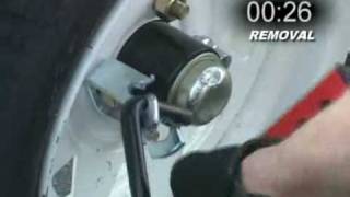 Trailer Security  Wheel Locks offer False Protection Trailer Gator 8889909149 [upl. by Blackington]