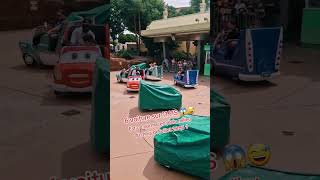 6 karretjes buiten gebruik bij Carsattractie Disneyland Paris TikTok dlppassinfinitytours [upl. by Carin]