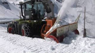 Claas Xerion 3800 VC am Großglockner [upl. by Berlyn]