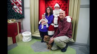 Santa meets dogs at Pa mall petfriendly portrait day [upl. by Naneik150]