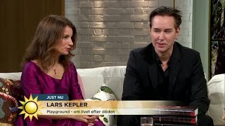 Författarduon Kepler quotFör oss är det en ny förälskelse att skriva ihopquot  Nyhetsmorgon TV4 [upl. by Aspa]