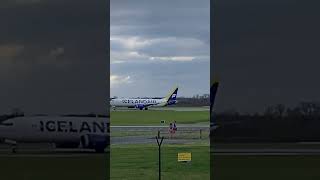 Icelandair max departure from Manchester aviation planespotting manchester [upl. by Barcellona811]