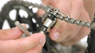 Topeak  How to fix a broken chain [upl. by Bruning938]