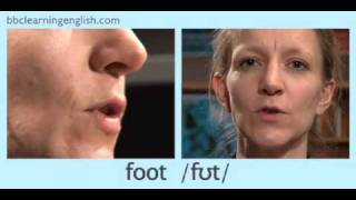 English Pronunciation 👄 Short vowel ʊ  ‘foot’ ‘put’ amp ‘good’ [upl. by Llennod]