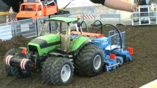 Deutz TRAKTOR трактор AGRICULTURE agribusiness MAATALOUS AMAETHYDDIAETH [upl. by Goar558]