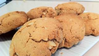 WHITE CHOCOLATE amp MACADAMIA COOKIES [upl. by Dorey388]