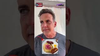 Carlos Ponce 🇵🇷 decide entre mofongo y mangu 🤤 carlosponce puertoricans puertorico shorts [upl. by Ahsekan629]