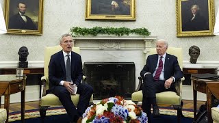 Il segretario della Nato Stoltenberg incontra Biden alla Casa Bianca colloquio su Ucraina e Difesa [upl. by Radmen327]