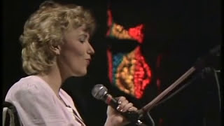 Marika Gombitová  Cukráreň na dlani námestia 1985 [upl. by Nai838]