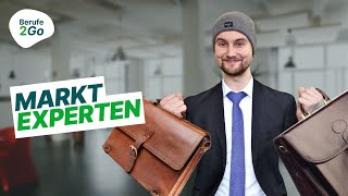 Handelsfachwirt Beruf Ausbildung amp Gehalt 💼🏢  Berufe2Go [upl. by Ahsonek]