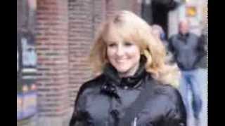 Melissa Rauch meets fans outside Letterman Show [upl. by Aitnis871]