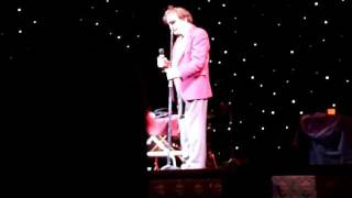 Ken Dodd Happiness Show at blackpool Grand Theatre 30th october 2011 [upl. by Natelson]