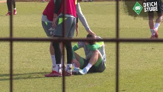 Niklas Schmidt trifft im Training des SV Werder Bremen alles  auch Oscar Schönfelder im Gesicht [upl. by Downs]