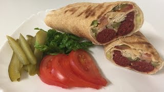 Lebanese Sausagecookampsandwichسندويش سجق على الطريقة اللبنانية [upl. by Gretal566]