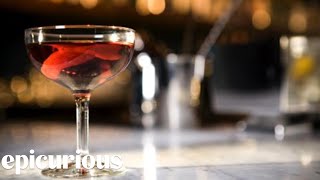 How to Make a Negroni Cocktail [upl. by Mandal]