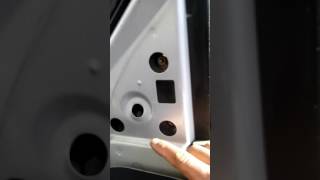 Como reemplazar un retrovisor exterior en Ford f150 2001 [upl. by Elehcir558]