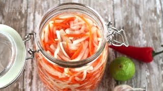 Đồ chua Vietnamese daikon and carrot pickles [upl. by Melisande]