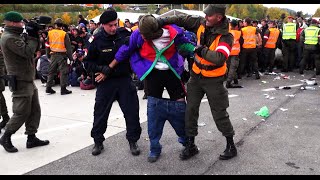 Flüchtlinge in SpielfeldÖsterreich  Großeinsatz für Bundesheer amp Polizei  22102015 [upl. by Wiener]