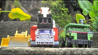 Constructicon LONGHAUL Transform  Short Flash Transformers Series [upl. by Gilmer]