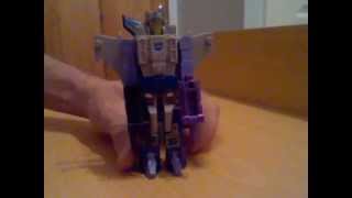 transformer g1 needlenose junior targetmaster [upl. by Gnivri468]