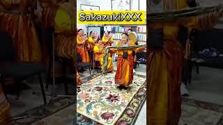 Voilà La Vraie Danse Kabyle Traditionnel Avec Timɣarin Lvaraka 👵🏼😍 [upl. by Roach66]