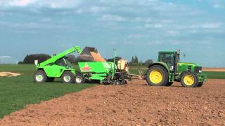 Plantation pdt 2011 John Deere 7430 planteuse structural PM 40 [upl. by Ballman]