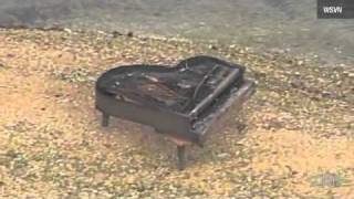 Mystery piano found on sandbar Biscayne Bay Florida 25012011 [upl. by Howlond]