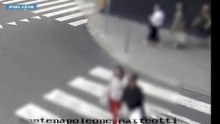 Così il ladro strappa lorologio a un turista in centro a Milano [upl. by Aivata56]