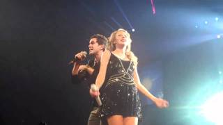 Andy Grammer amp Taylor Swift Sing quotKeep Your Head Upquot Nashville TN [upl. by Heater]