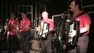 Walter Ostanek  Polka Medley Live in Holland  May 09 2009 [upl. by Georgia359]