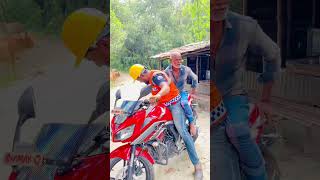 পুলিশের আর মুরুব্বী বাভ দেখে হাসলাম crazybike bikeride comedy automobile funny fun biker [upl. by Suivatram]