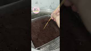 Cara mengetahui brownies matang [upl. by Llewoh548]