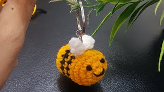 crochet bee keyring crochet handmade craft [upl. by Christy]