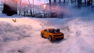 Bumblebee under attack TRANSFORMERS IV secret takeout HD [upl. by Buyers]