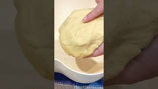 Pastelitos de papa salvadoreños shortsviral quedeliciarecetas quehagodecomer [upl. by Ahsiekyt]