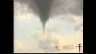 Spearman Texas Tornado  May 31 1990 [upl. by Brandtr]