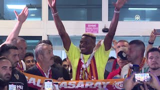 Galatasaray sign Napolis Nigerian striker Victor Osimhen [upl. by Danaher]