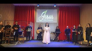 O Louvor que está fazendo o mundo Clamar por Jesus Nome Poderoso  I Speak Jesus  Jéssyka Oliveira [upl. by Heyra]