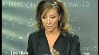 CROZZA  LA MAESTRA UNICA [upl. by Chet]