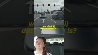 Naar de linkerbaan bij een stoplicht 🚦 rijbewijs rijbewijshalen rijschool [upl. by Denbrook]