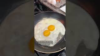 Youre never making your eggs for breakfast the other way 🤩🤩🤩 morning breakfast lifehacks egg [upl. by Richman]