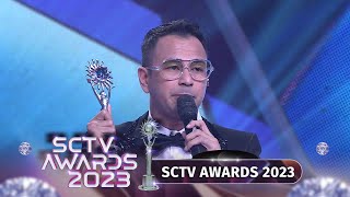 Kelas Raffi Ahmad Jadi Presenter Paling Ngetop  SCTV Awards 2023 [upl. by Debbi]