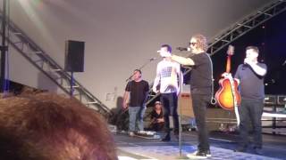 Collective Soul walks off stage in Des Moines IA [upl. by Roper343]