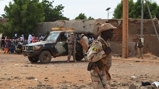 Mali  le camp militaire de Gao attaqué par le GSIM [upl. by Jovita]