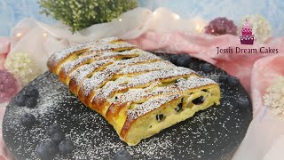 BlätterteigStrudel mit Pudding und HeidelbeerenSo Schnell amp Lecker😋🤤 [upl. by Roderich]