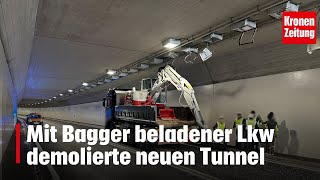 Mit Bagger beladener Lkw demolierte neuen Tunnel  kronetv NEWS [upl. by Faxen]