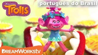 Clip « Je serai encore là demain »  LES TROLLS DreamWorksTVFrancais [upl. by Eissolf]